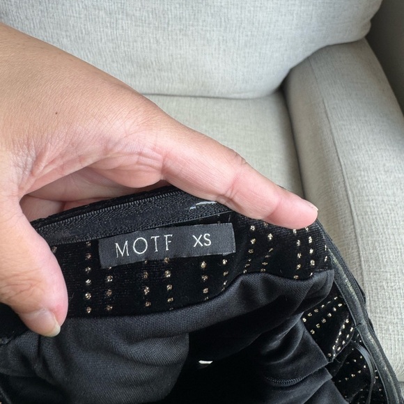 MOTF Black tube top - Picture 6 of 8